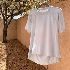 Under Armour Open Back Scoop Neck Tee